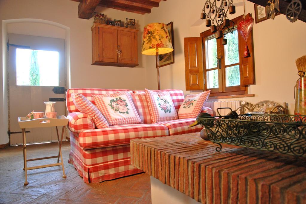 Appartamento Con Patio Privato E Giardino Tra Pisa E Firenze Palaia Rom bilde